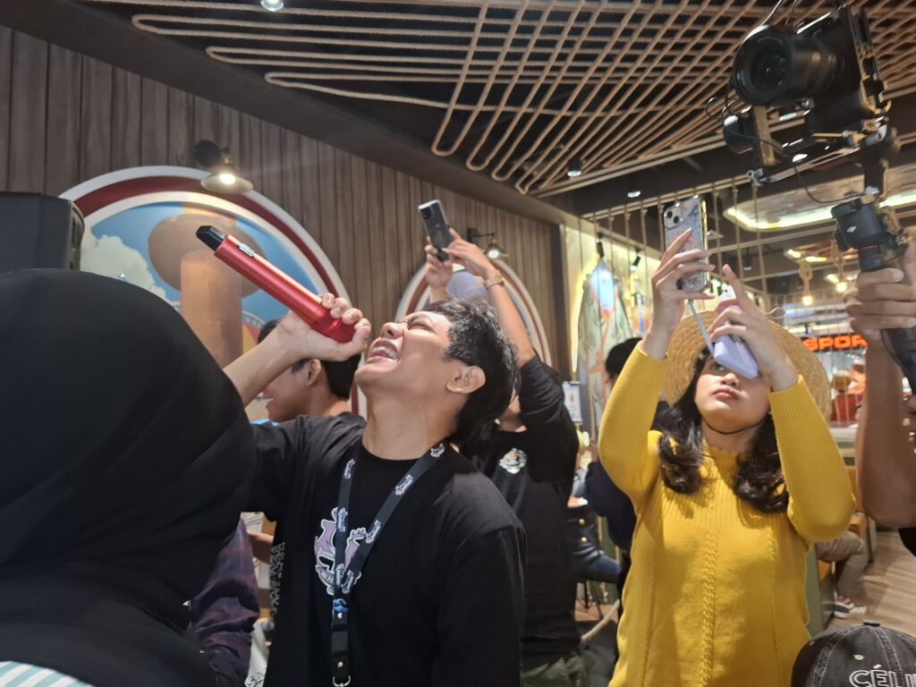 TITIP JEPANG – LIPUTAN EVENT HALALBIHALAL KOMUNITAS ONE PIECE DI ONE PIECE CAFE SENAYAN PARK