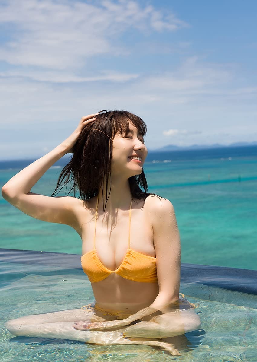 AKB48 Yuki Kashiwagi Photobook: Experience AKB48 Yuki Kashiwagi Photobook: Experience