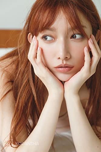 Maki Goto Photobook: ramus 128 pages Maki Goto Photobook: ramus 128 pages