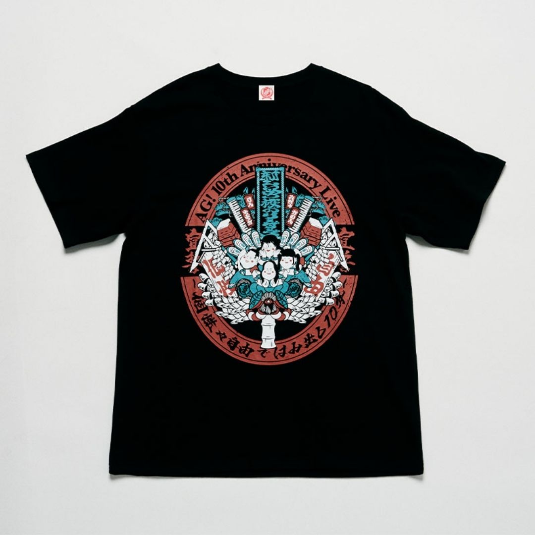 10th Anniversary Atarashii Gakkou! Rake T-Shirt (Black / White)