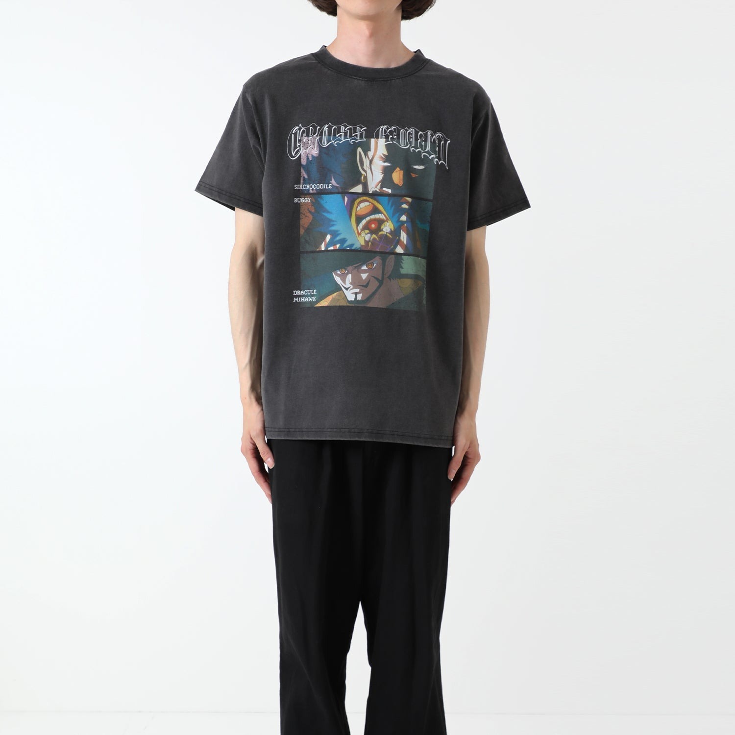 ONE PIECE EGGHEAD EDITION x DAIMARU MATSUZAKAYA - Cross Guild T-shirt 2025 ONE PIECE EGGHEAD EDITION x DAIMARU MATSUZAKAYA - Cross Guild T-shirt 2025