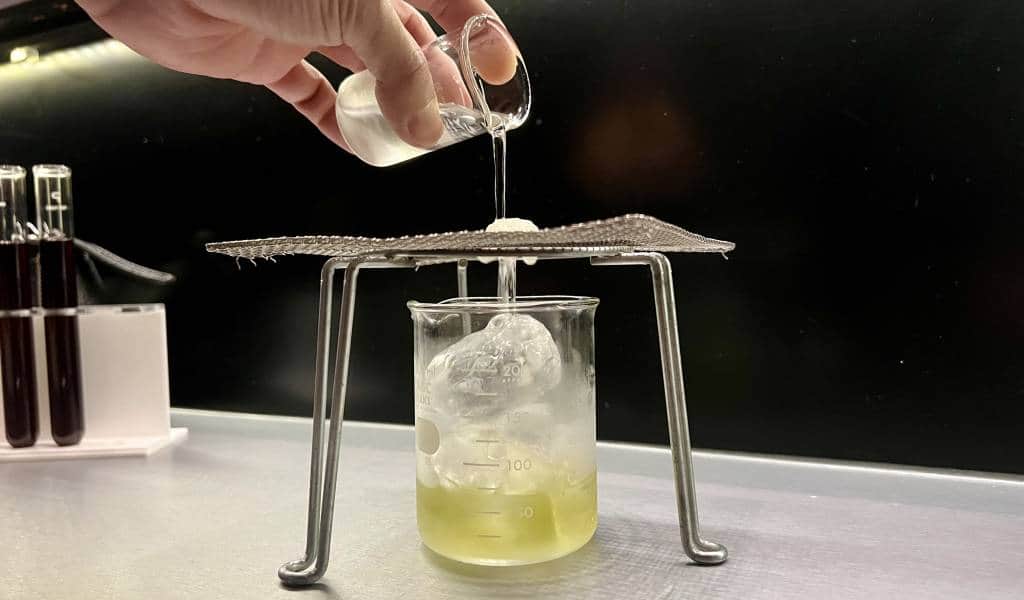 BLOG-Bar Unik di Tokyo-sampul