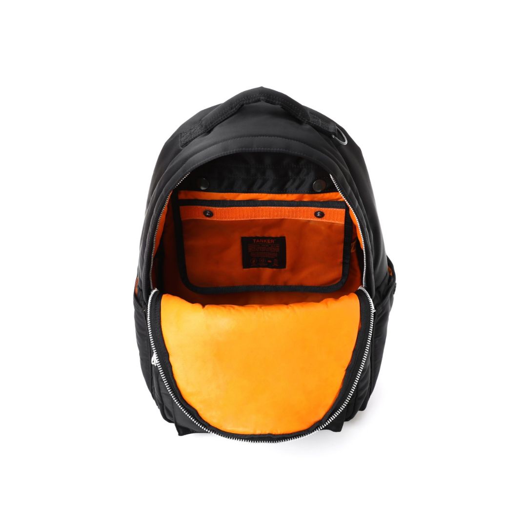 Tas PORTER TANKER - DAYPACK 622-01629: Ikon TANKER yang Berevolusi untuk Gaya Hidup Modern Tas PORTER TANKER - DAYPACK 622-01629: Ikon TANKER yang Berevolusi untuk Gaya Hidup Modern