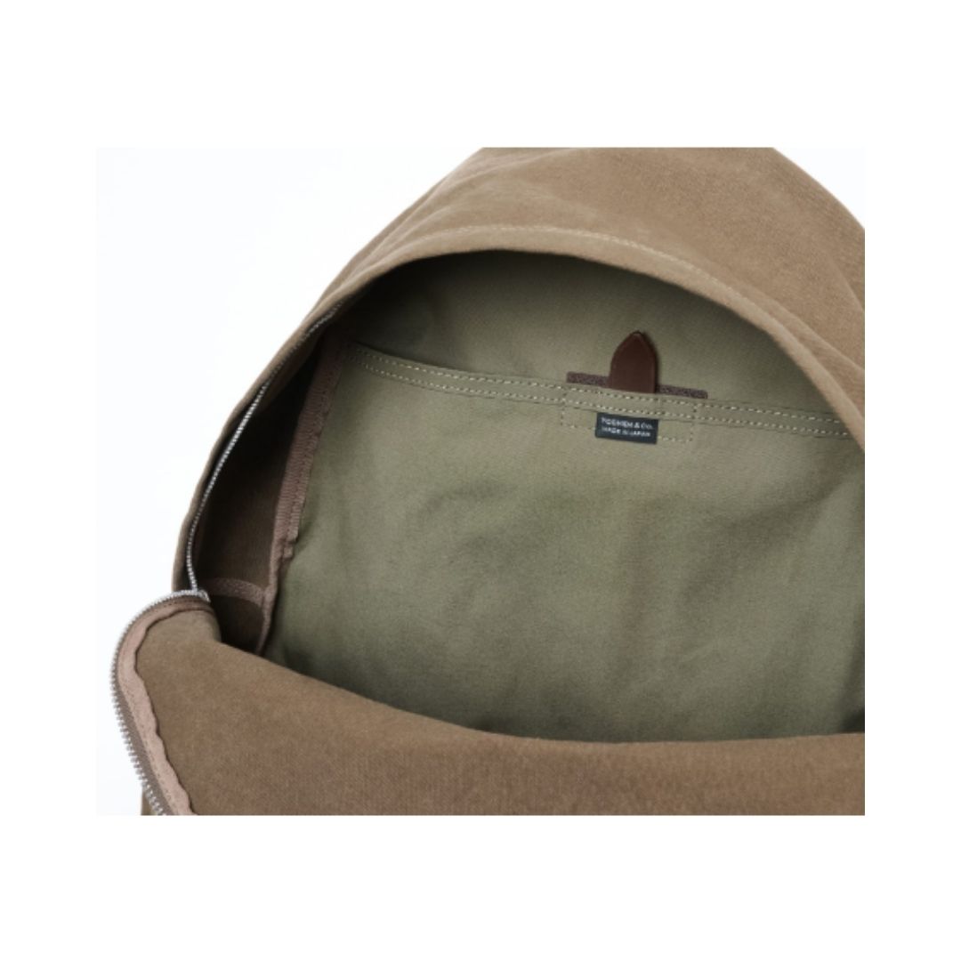 PORTER / BRIDGE - DAYPACK: Kombinasi Material Alami dan Fungsional untuk Gaya Urban Anda PORTER / BRIDGE - DAYPACK: Kombinasi Material Alami dan Fungsional untuk Gaya Urban Anda