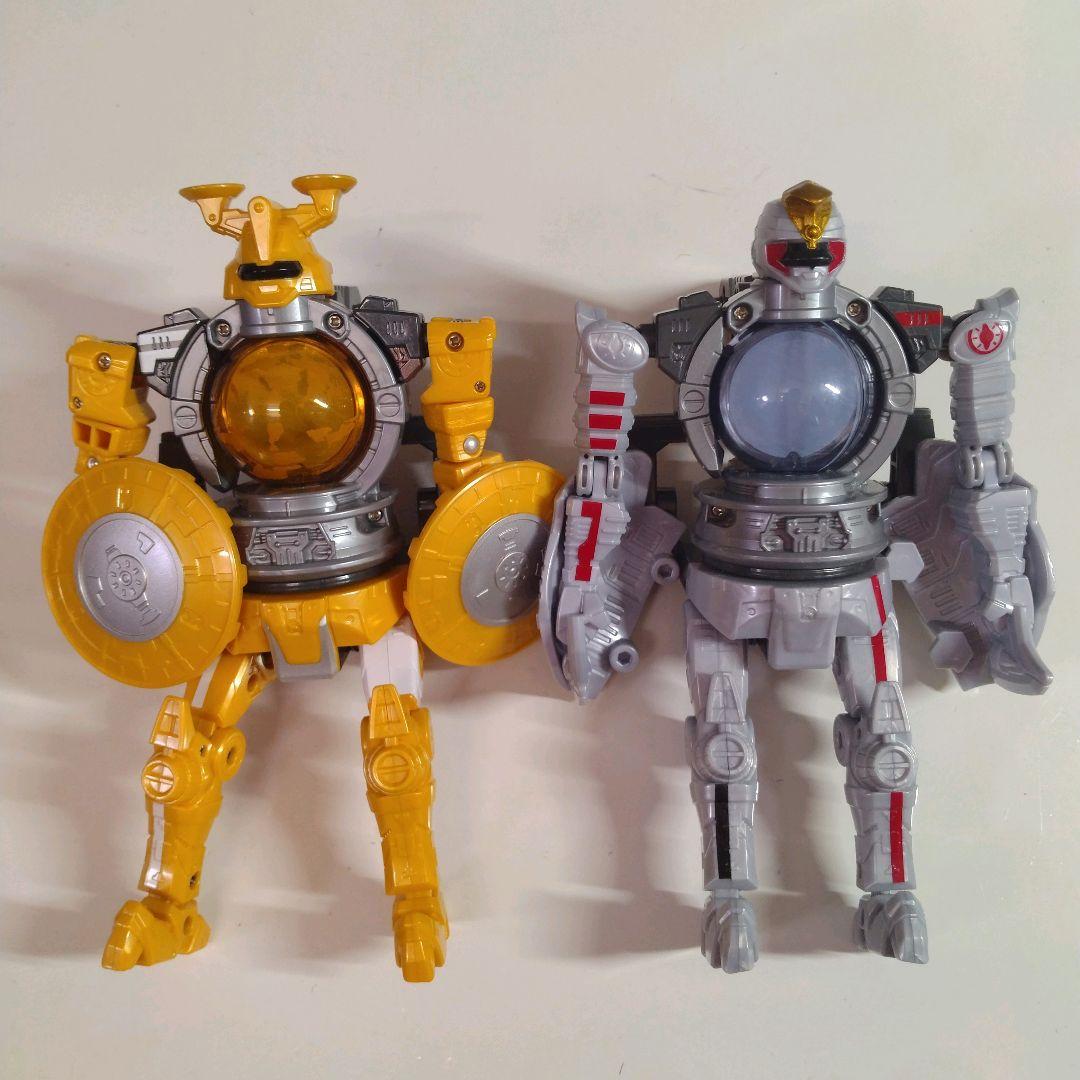 DX Tembin Voyager & Hebitsukai Voyager - Uchu Sentai Kyuranger (Set) DX Tembin Voyager & Hebitsukai Voyager - Uchu Sentai Kyuranger (Set)