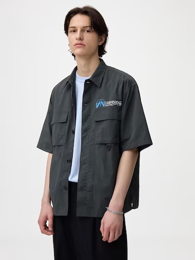 Nylon Double Pocket Shirt (Half Sleeve) DEATH STRANDING 2: ON THE BEACH Nylon Double Pocket Shirt (Half Sleeve) DEATH STRANDING 2: ON THE BEACH