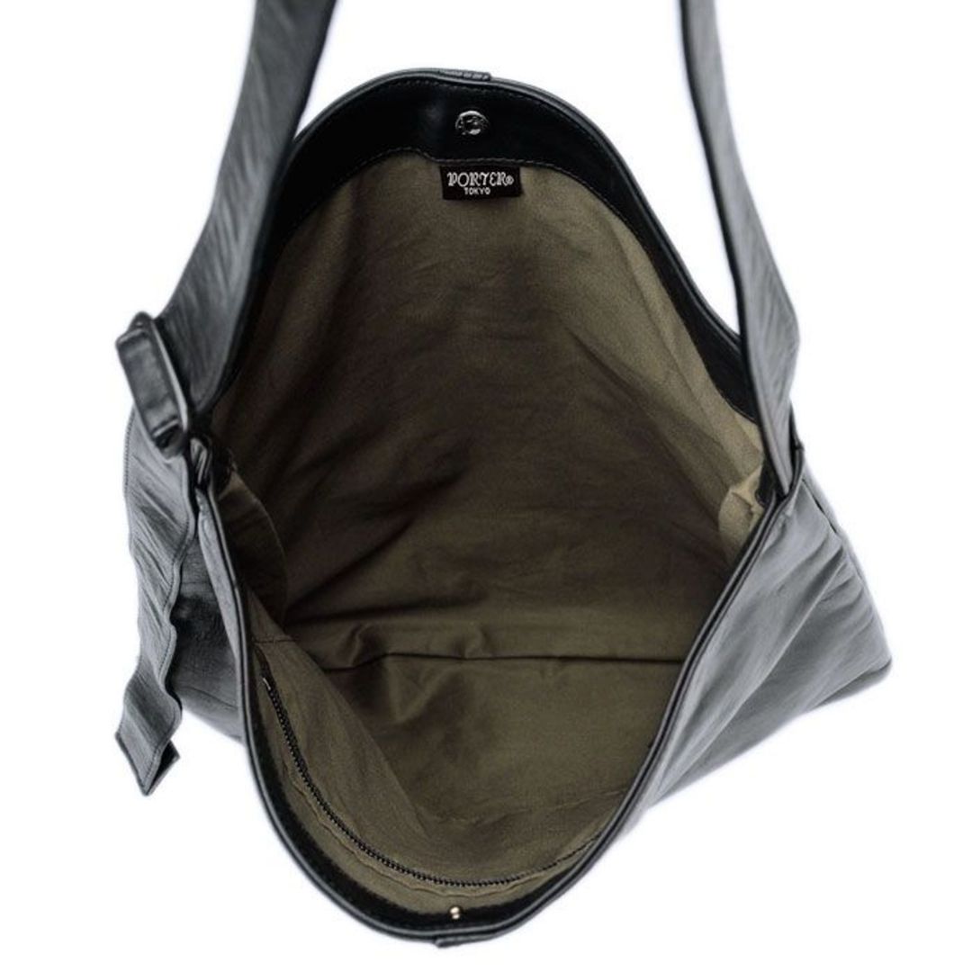 Porter Frank Shoulder Bag (198-01309): Keanggunan Kulit Kuda dalam Desain Ramping! Porter Frank Shoulder Bag (198-01309): Keanggunan Kulit Kuda dalam Desain Ramping!