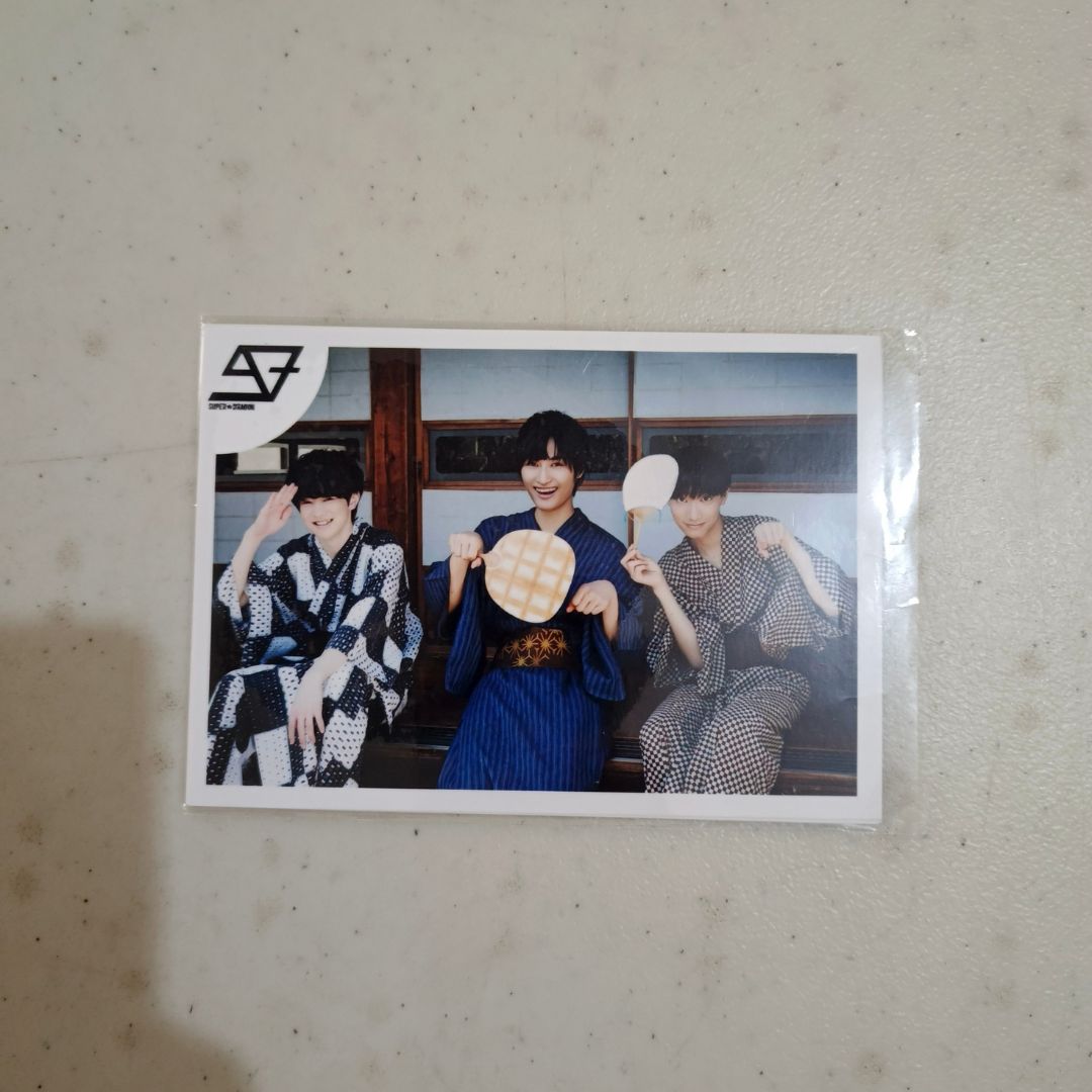 (READY STOCK) Photo Card Super Dragon - Official J-Pop / J-Rock Photocard