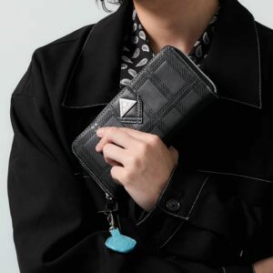 Dompet Blue Archive Shiroko Model: Long Wallet Elegan dan Eksklusif