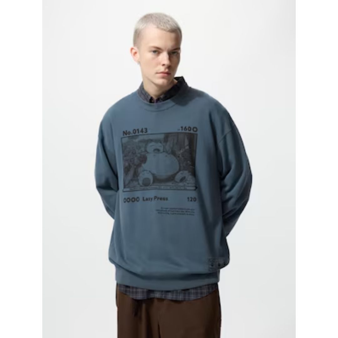 Sweatshirt Uniqlo Pokémon UT Biru 2025 – Koleksi Eksklusif untuk Fans Sejati