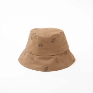 Topi Nichijou x Super Groupies – Bucket Hat Unik & Penuh Motif