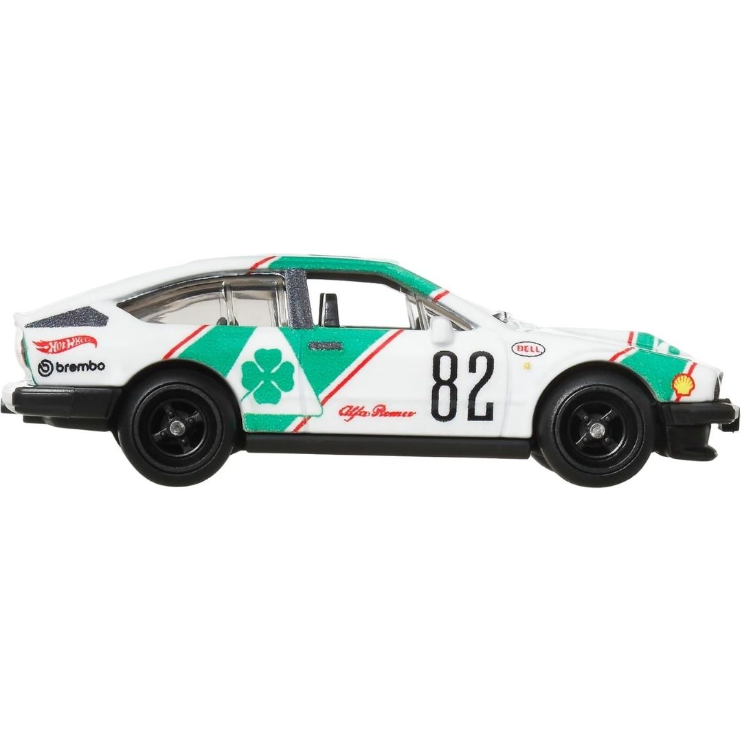 Hot Wheels Alfa Romeo GTV6 3.0 JBL16 Boulevard - Die-Cast Collectible Car