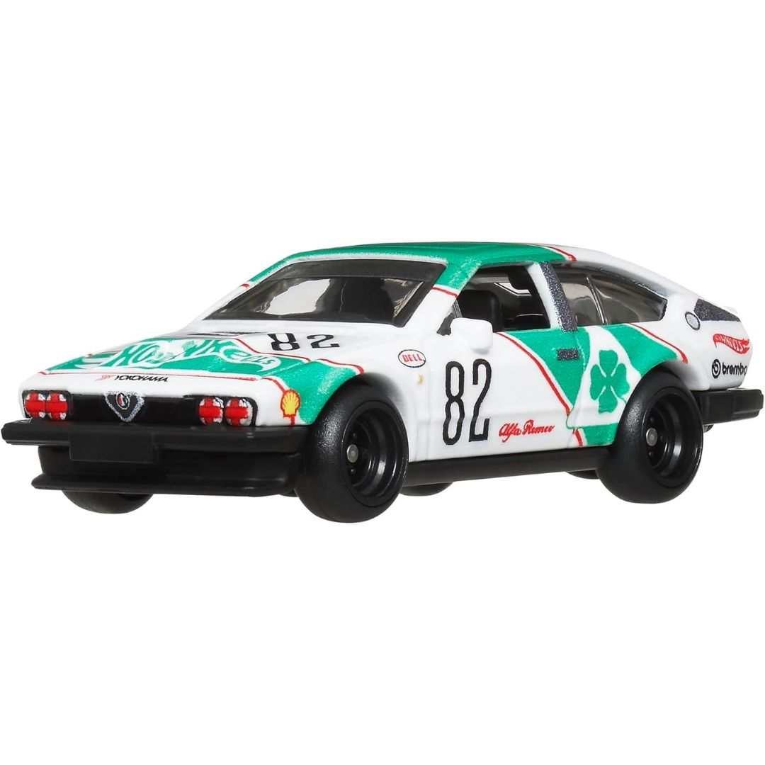 Hot Wheels Alfa Romeo GTV6 3.0 JBL16 Boulevard - Die-Cast Collectible Car Hot Wheels Alfa Romeo GTV6 3.0 JBL16 Boulevard - Die-Cast Collectible Car