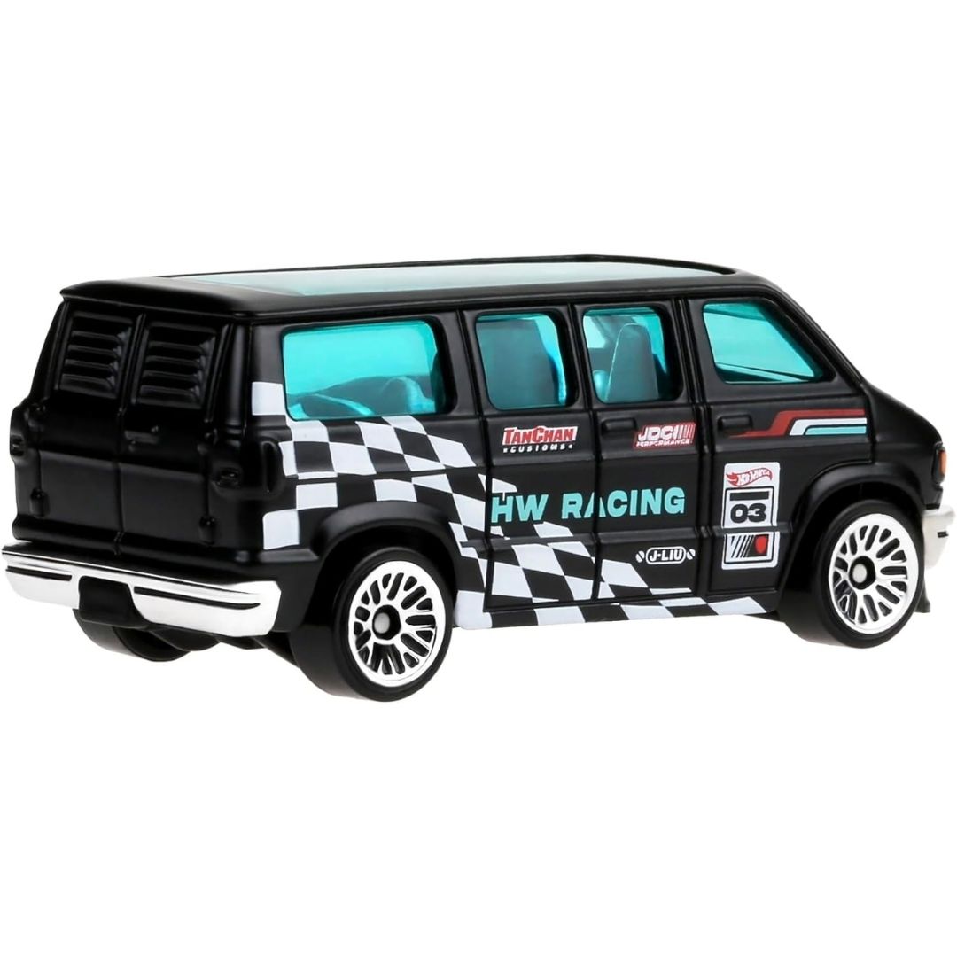 Hot Wheels Dodge Van HXR31 Basic Car