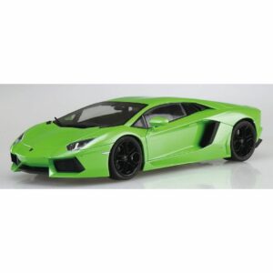 Model Kit Lamborghini Aventador 2011 1/24 Aoshima Pre-Painted (Green)