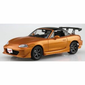 Aoshima Bunka Kyozai Initial D 1/24 Tomoshi Omiya NB8C Roadster