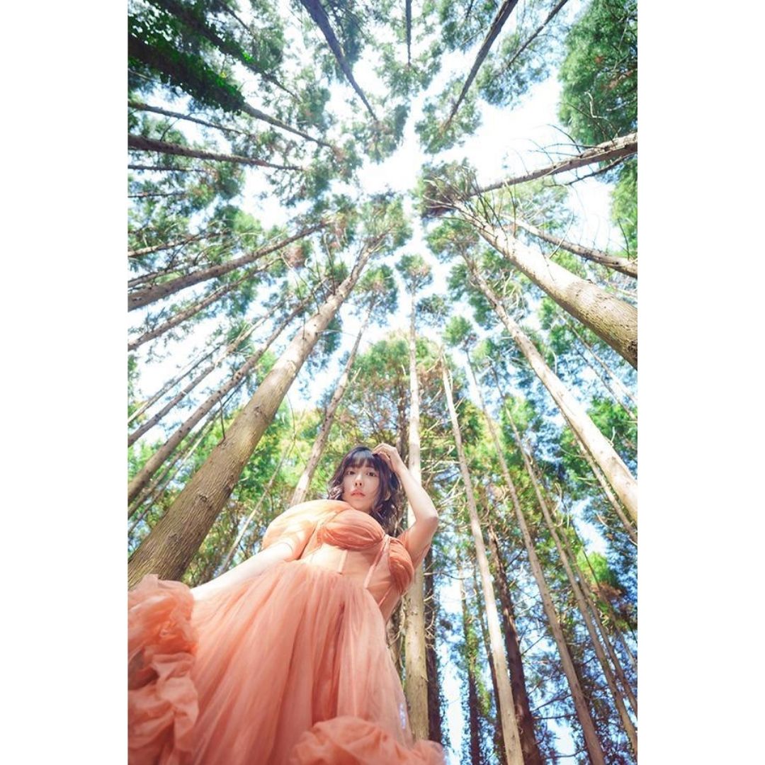 Ichihara Kaoru First Photobook: First Sky – Koleksi Perdana yang Menawan