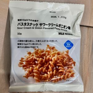 Muji Sour Cream & Onion Flavored Pasta Snack – Low Sugar Crunchy Snack Jepang