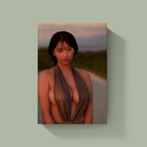Enohara Ena 2nd Photobook – Pesona Dewasa yang Memukau di Dua Musim Berbeda Enohara Ena 2nd Photobook – Pesona Dewasa yang Memukau di Dua Musim Berbeda