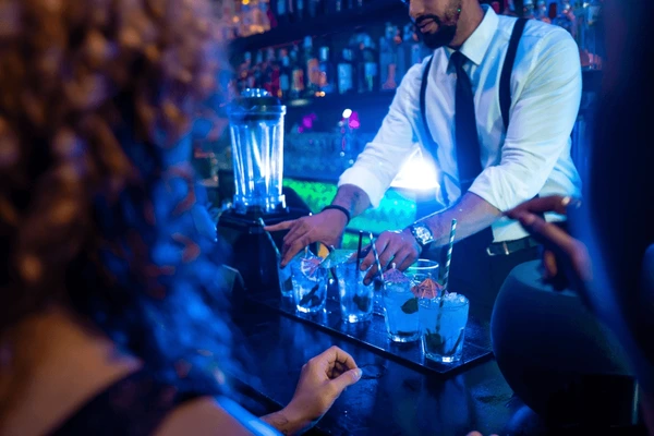 Ilustrasi Kerja Klub Malam