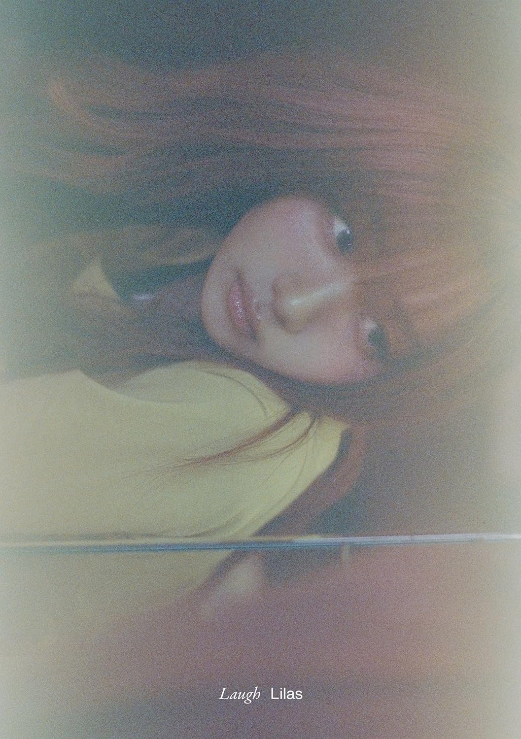 Lilas Ikuta Laugh – First Press Limited Edition CD+Photobook Lilas Ikuta Laugh – First Press Limited Edition CD+Photobook