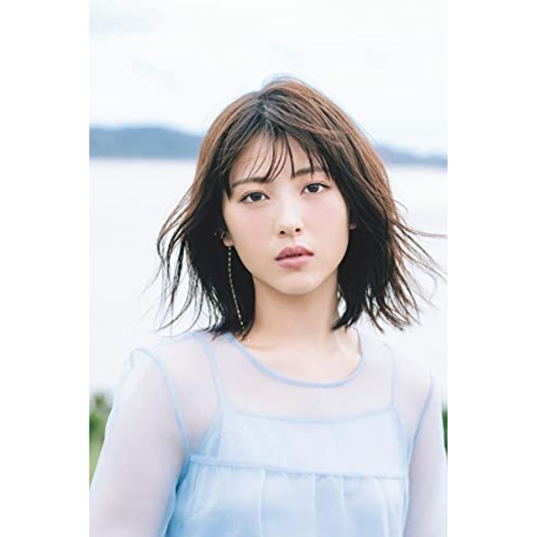 Minami Hamabe Photobook 20 – Edisi Spesial Usia 20 Tahun