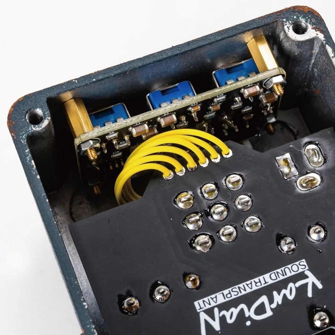 KarDiaN Vitamin C ADD CBF Fuzz Distortion: Pedal Fuzz dengan Clean Blend Pro