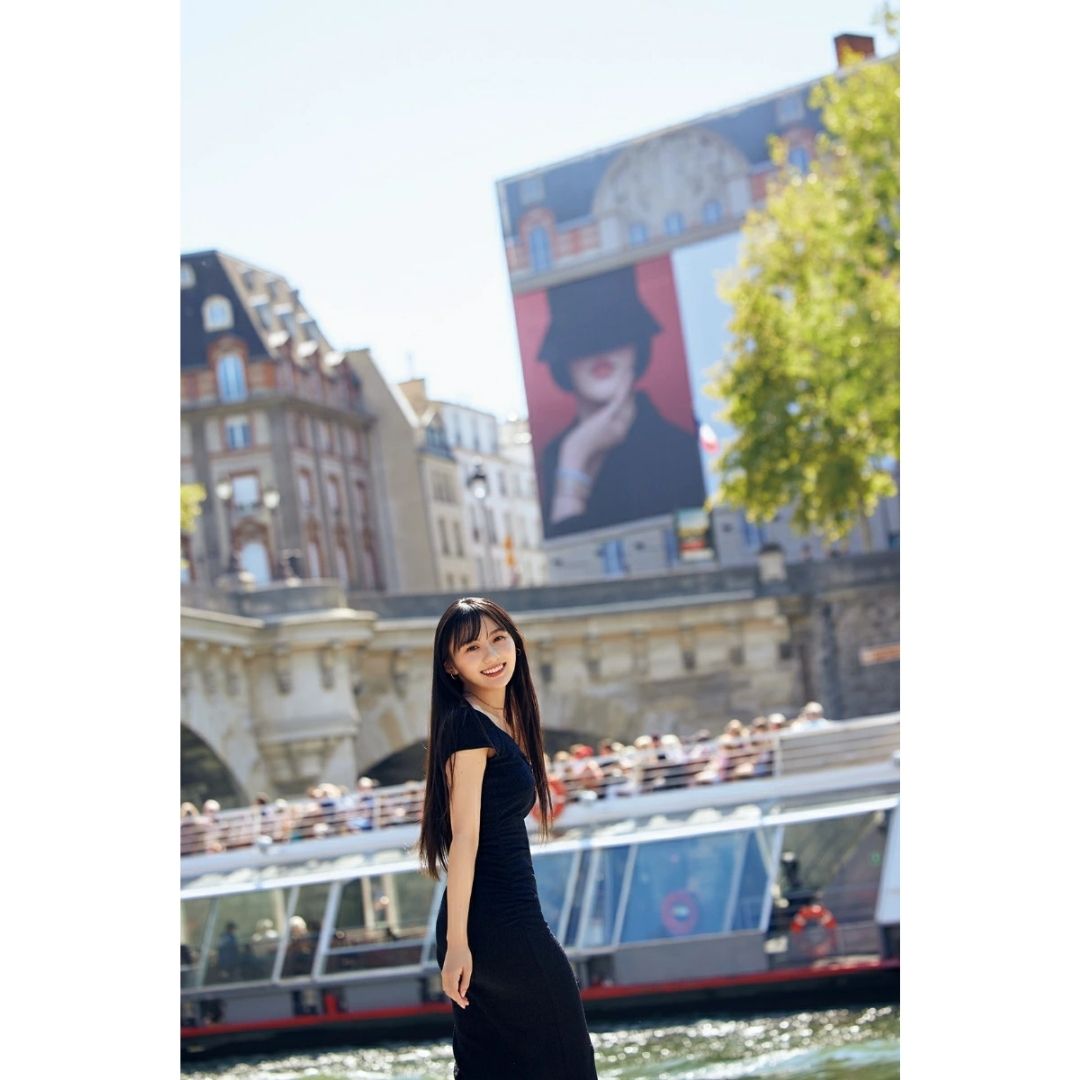 Nogizaka46 Sakura Kawasaki 1st Photobook Limited Cover