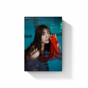 Photobook Miku Ito Official Book Jepang 144 Halaman Koleksi Eksklusif