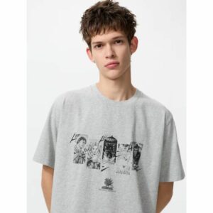 Kaos Manga UT Kingdom Abu-Abu - Koleksi 100th Anniversary Shueisha Uniqlo