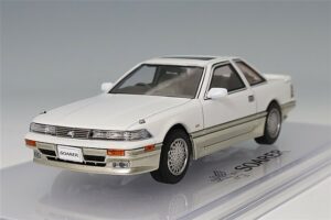 Hobby Japan 1/43 Toyota Soarer 3000 Twin Cam 24 GT-Limited Air Suspension (MZ21) 1988 Crystal White Toning II